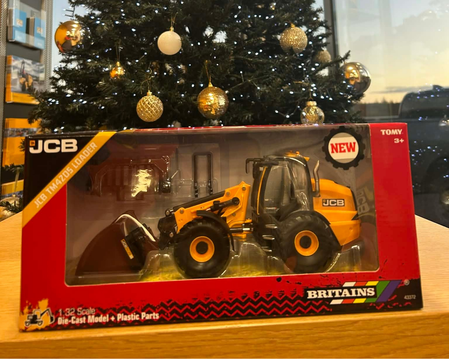 JCB TM420S Loader 1:32 Scale Model