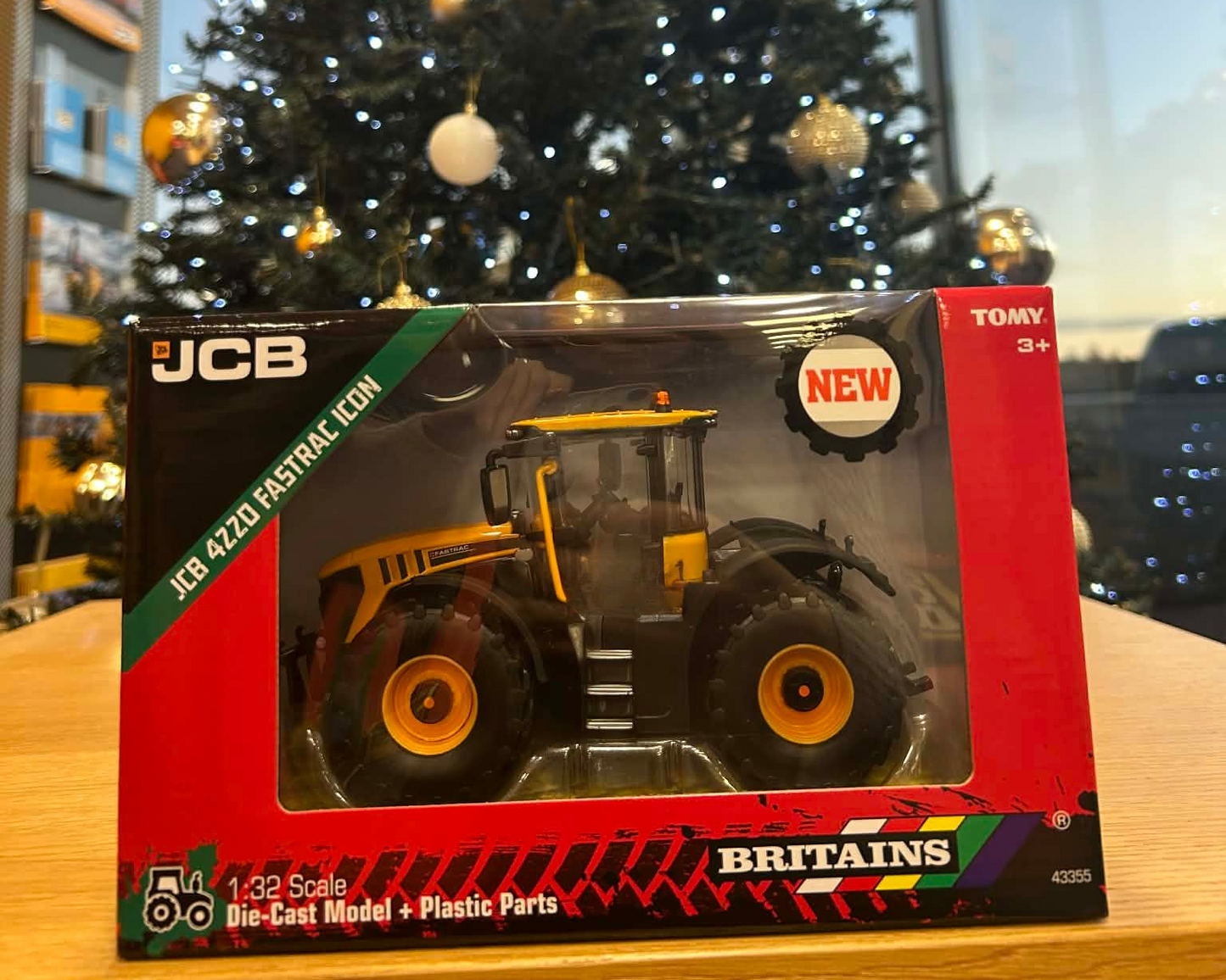 JCB 4220 Fastrac 1:32 Scale Model