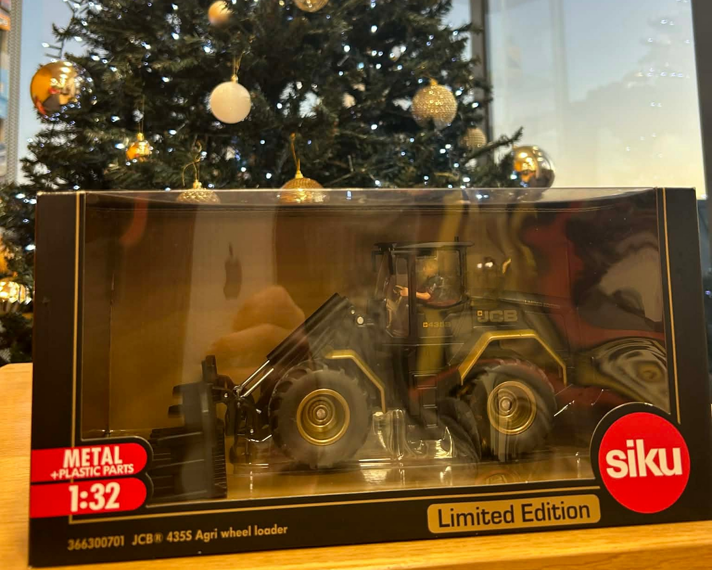 JCB 435S Agri Wheel Loader 1:32 Scale Model